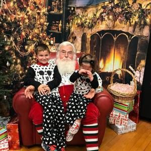 Meet your Posher, Caitlin